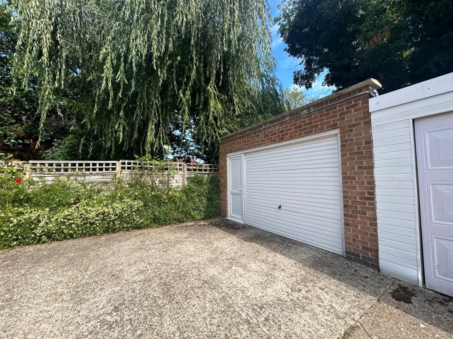 Sunnydale Gardens, London
